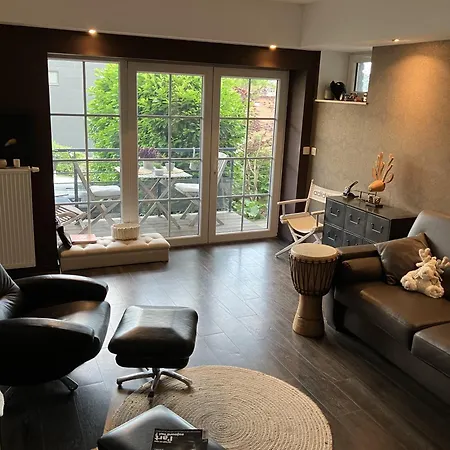 Cosy Nest - De Luxe Avec Canape-lit, Terrasse Et Parking Prive *